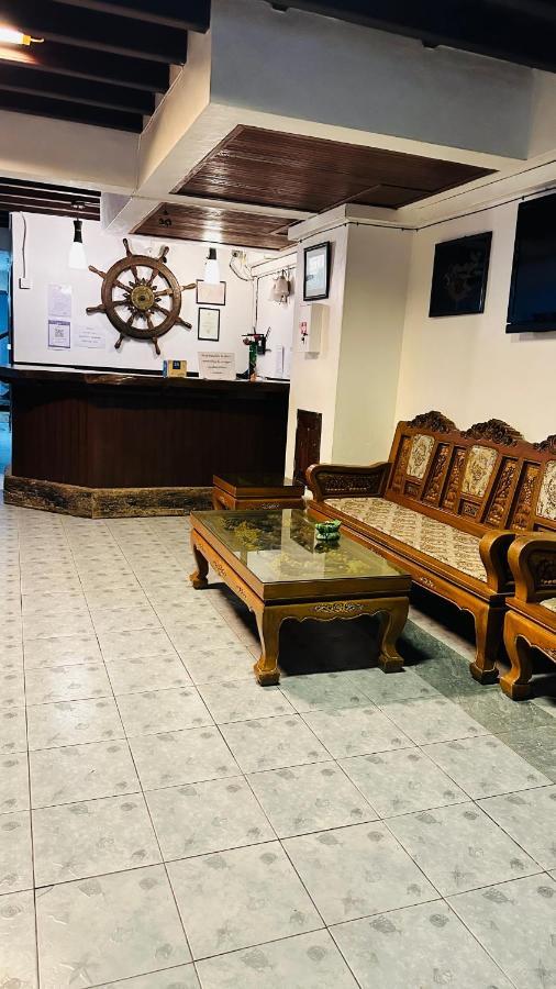 Relax Guest House Patong Esterno foto