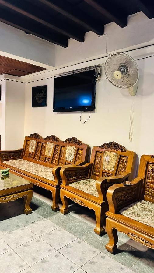 Relax Guest House Patong Esterno foto