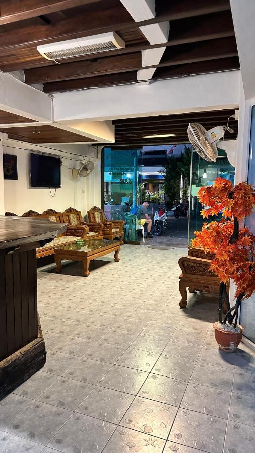 Relax Guest House Patong Esterno foto